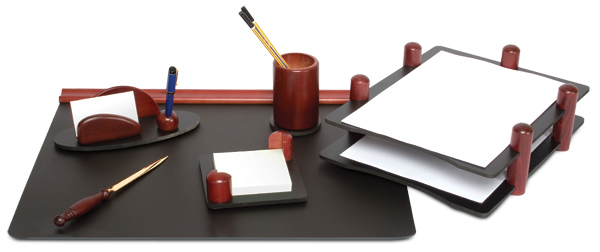 Galda komplekts no koka, 6 priekšmeti, sarkankoka krāsā